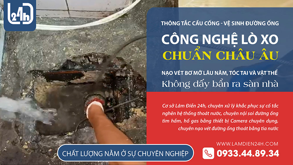 Thông tắc hố gas bị nghẹt mỡ bằng cáp lò xo
