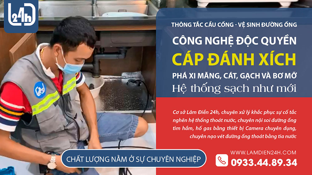 Thông tắc bồn rửa chén bị nghẹt bằng cáp đánh xích